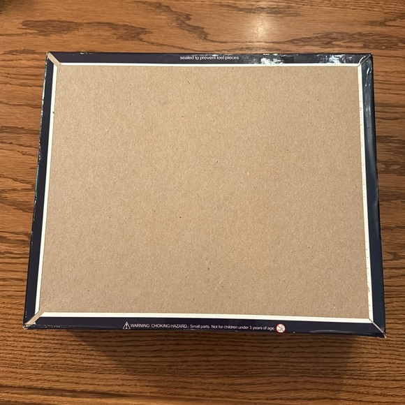 NIB Thomas Kinkade Home & Heart Collector’s Edition Jigsaw Puzzle - Picture 9 of 9